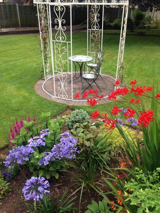 Eagle House Bed and Breakfast Eccleshall Esterno foto
