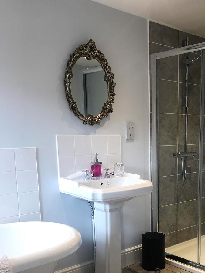 Eagle House Bed and Breakfast Eccleshall Esterno foto